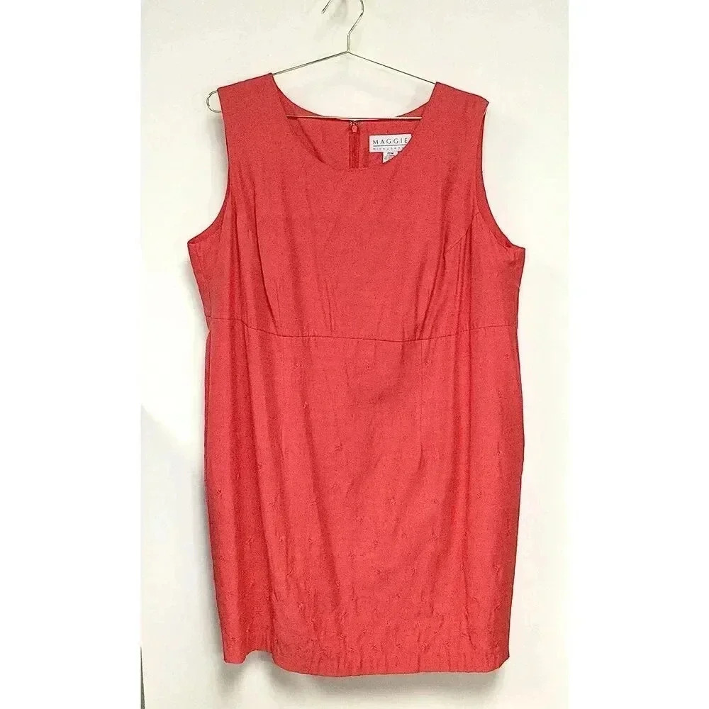Vintage Maggie McNaughton Womens Pink Scoop Neck Sleeveless Embroidered Midi Dre